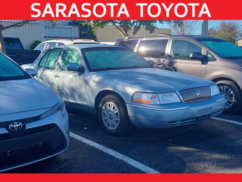 Used 2004 Mercury Grand Marquis GS image 1