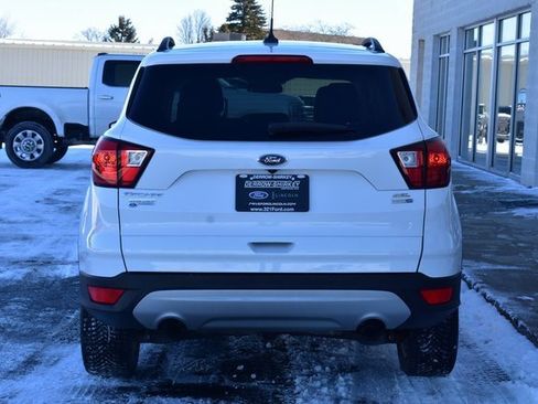 Used 2019 Ford Escape SEL image 5