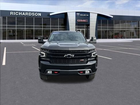 Used 2021 Chevrolet Silverado 1500 LT Trail Boss w/ Convenience Package II image 9