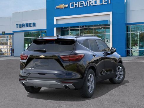 New 2026 Chevrolet Blazer LT image 4