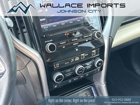 Used 2022 Subaru Ascent Limited AWD/4WD image 25