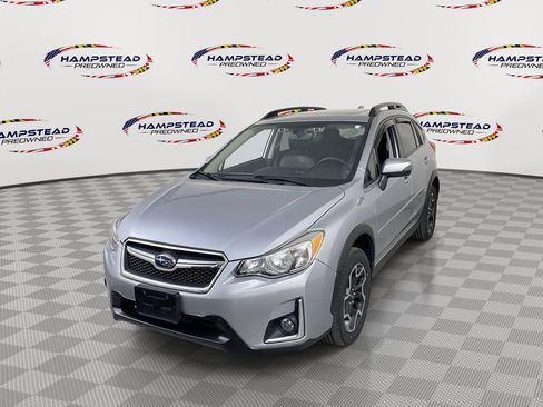 Used 2017 Subaru Crosstrek 2.0i Limited image 1