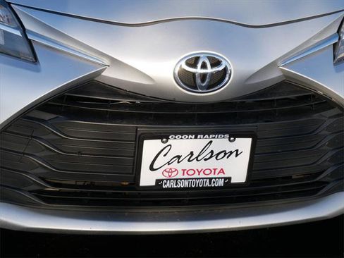 Certified 2018 Toyota Yaris LE image 9