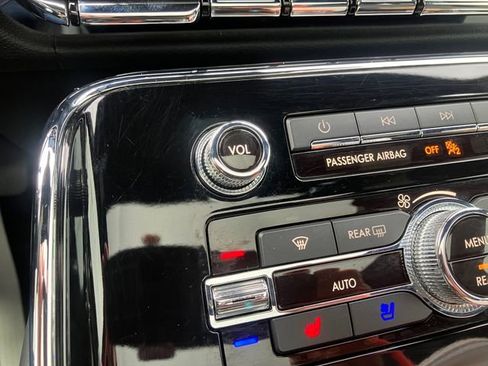 Used 2022 Lincoln Navigator L Reserve w/ Monochromatic Package image 12