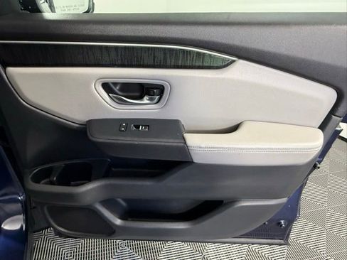 Used 2023 Honda Pilot Elite image 52