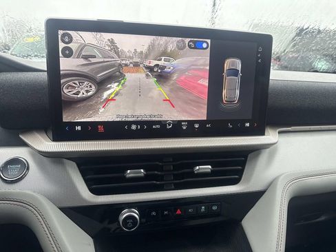 New 2026 Ford Explorer Active w/ Active Comfort Package image 10