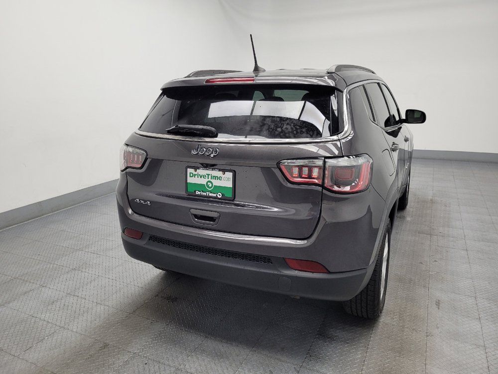 Used 2019 Jeep Compass Latitude w/ Popular Equipment Group AWD/4WD image 7