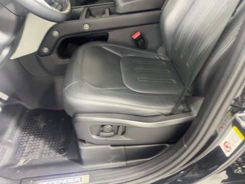 Used 2022 Land Rover Defender 110 XS Edition image 15