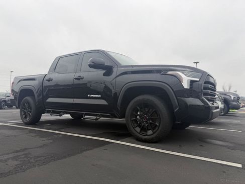 Used 2024 Toyota Tundra SR5 w/ SR5 Premium Package image 13