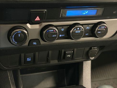 Used 2023 Toyota Tacoma SR AWD/4WD image 24