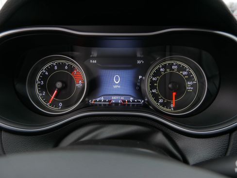 Used 2021 Jeep Cherokee Trailhawk image 35