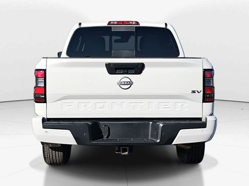 Used 2024 Nissan Frontier SV w/ SV Convenience Package image 5