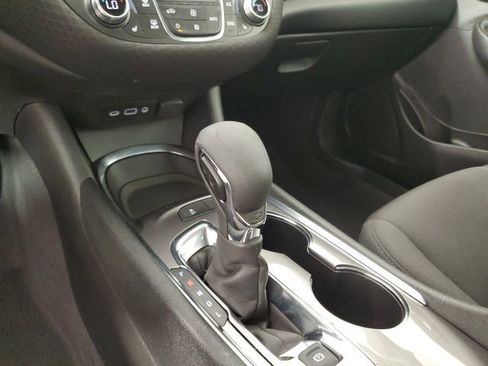 Used 2025 Chevrolet Malibu LT FWD image 30
