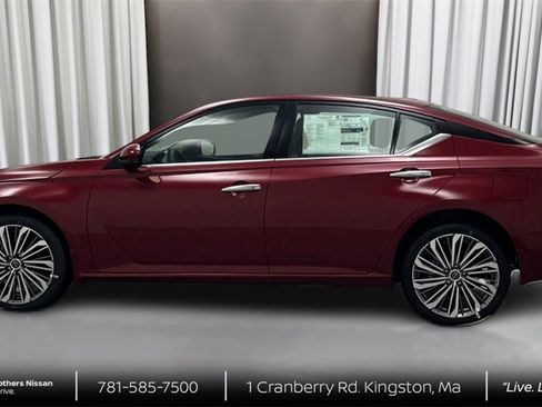 New 2025 Nissan Altima 2.5 SL image 8