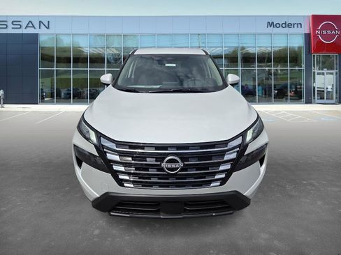 New 2026 Nissan Rogue SV image 2