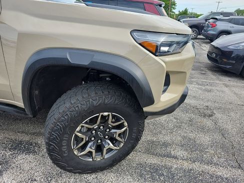 Used 2023 Chevrolet Colorado ZR2 w/ ZR2 Convenience Package III AWD/4WD image 17