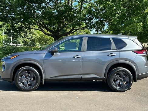 New 2026 Nissan Rogue SV AWD/4WD image 5