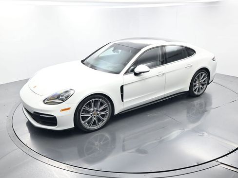Certified 2021 Porsche Panamera RWD image 34