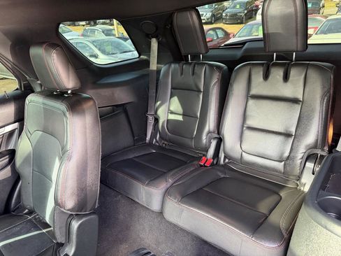 Used 2018 Ford Explorer Sport w/ Equipment Group 401A AWD/4WD image 16
