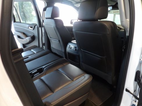 Used 2018 Chevrolet Tahoe LT AWD/4WD image 23
