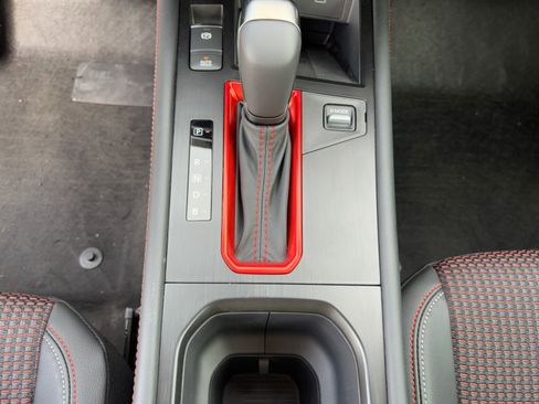 New 2026 Nissan Kicks SR w/ Cold Weather Package image 27