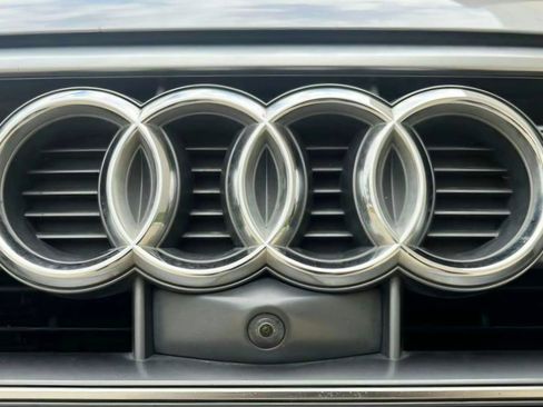Used 2018 Audi Q5 Prestige w/ Prestige Package AWD/4WD image 4