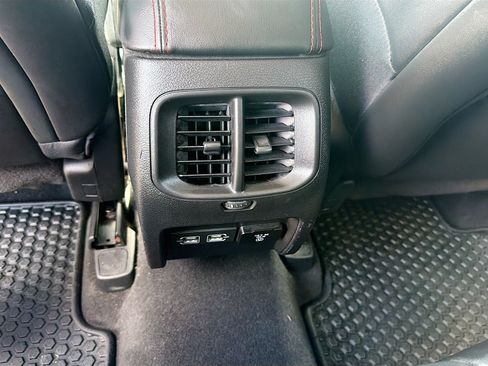 Used 2021 Jeep Cherokee Trailhawk w/ Sun, Sound & Nav Group AWD/4WD image 20