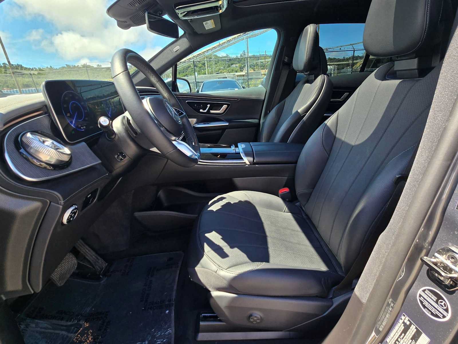 Used 2023 Mercedes-Benz EQE 350+ SUV w/ AMG Line Exterior Package image 21