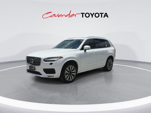 Used 2022 Volvo XC90 T6 Momentum w/ Advanced Package AWD/4WD image 4