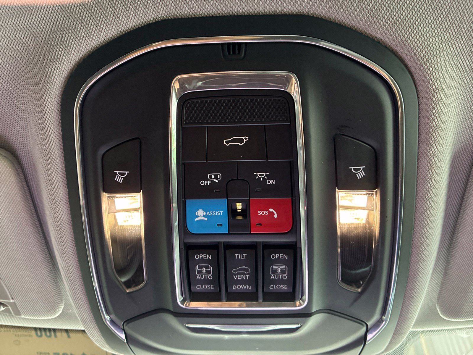 Used 2022 Jeep Grand Cherokee Limited 4xe AWD/4WD image 30