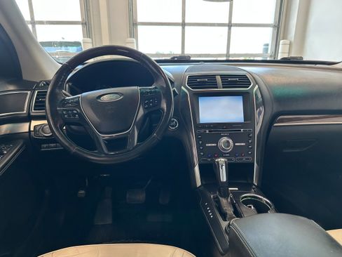 Used 2016 Ford Explorer Platinum AWD/4WD image 20