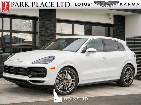 Used 2020 Porsche Cayenne Turbo AWD/4WD image 1