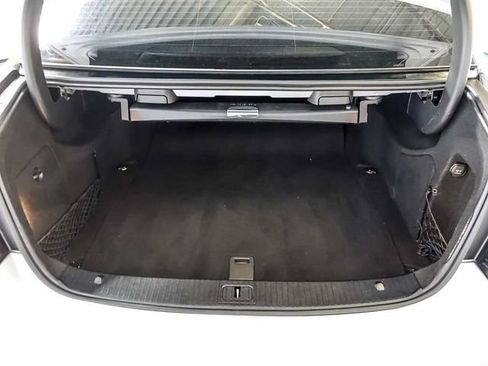 Used 2014 Mercedes-Benz E 350 4MATIC Sedan image 29