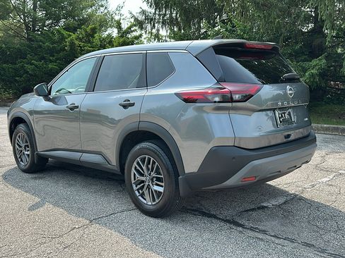 Certified 2023 Nissan Rogue S image 7