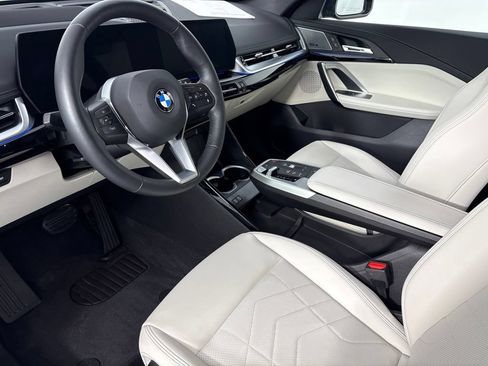 Used 2026 BMW X1 xDrive28i AWD/4WD image 11
