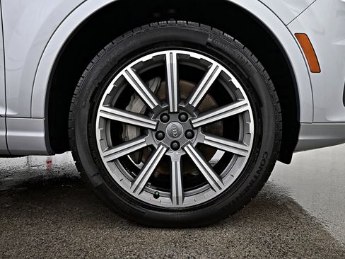 Used 2018 Audi Q7 3.0T Prestige w/ Prestige Package image 40