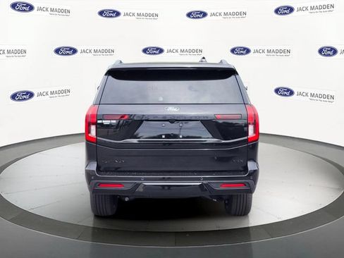 New 2026 Ford Expedition Max Platinum w/ Stealth Performance Package AWD/4WD image 4
