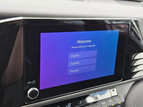 Certified 2025 Toyota Camry SE FWD image 17