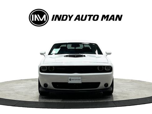 Used 2016 Dodge Challenger R/T Scat Pack RWD image 10