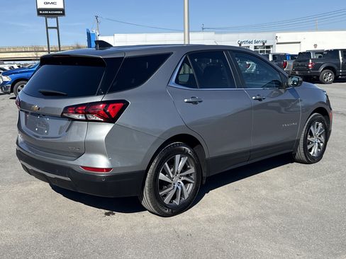 Used 2024 Chevrolet Equinox LT image 4