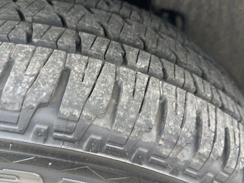 Used 2012 Chevrolet Avalanche LS w/ All-Star Edition image 11