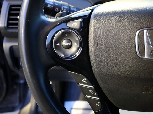 Used 2017 Honda Accord Sport image 27