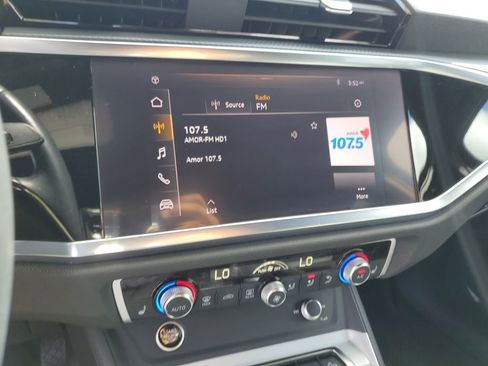 Used 2021 Audi Q3 2.0T Premium Plus w/ Premium Plus Package image 28