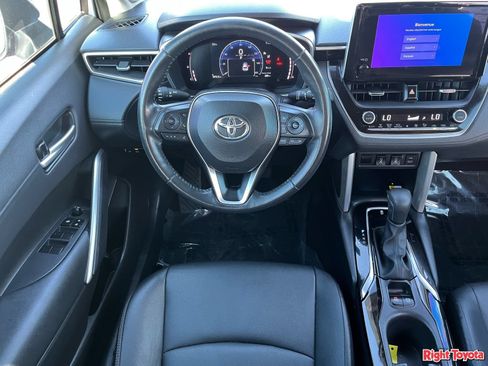 Certified 2023 Toyota Corolla Cross XLE w/ Convenience Package FWD image 17