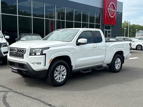 Certified 2023 Nissan Frontier SV w/ SV Convenience Package AWD/4WD image 1