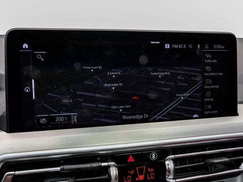 Used 2025 BMW X4 xDrive30i w/ Premium Package image 24