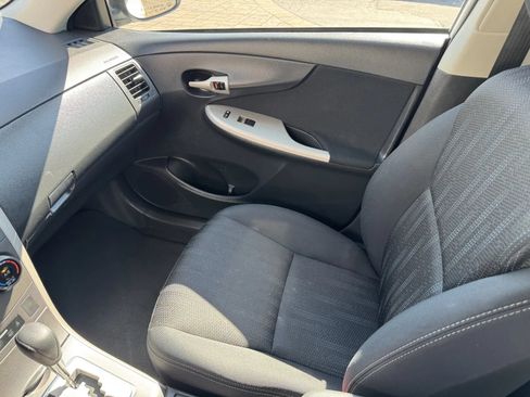 Used 2013 Toyota Corolla S FWD image 21