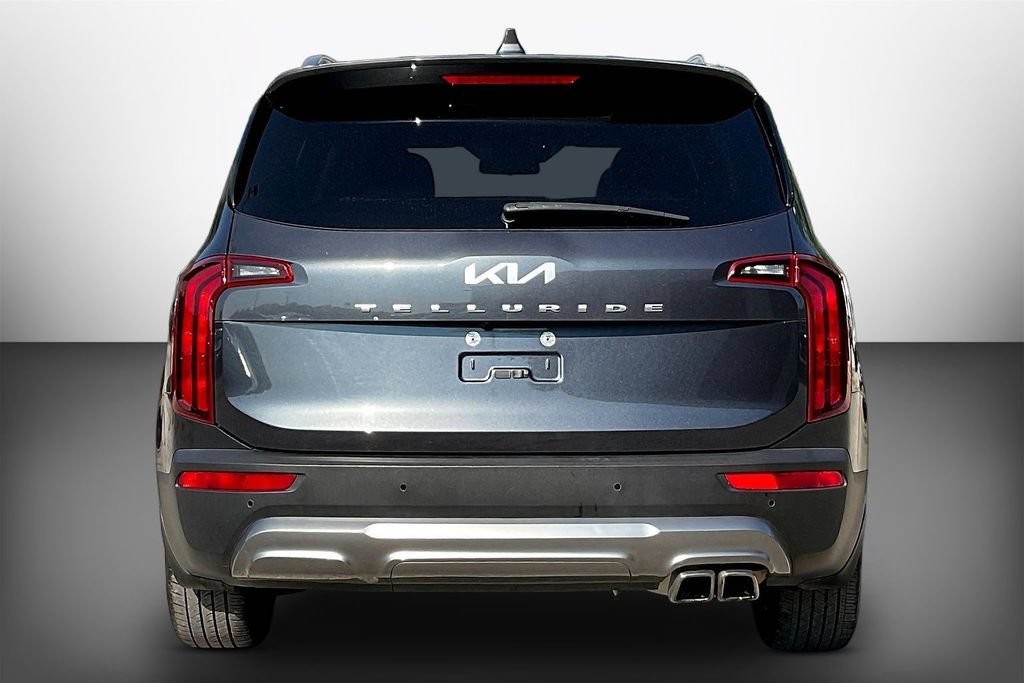 Used 2022 Kia Telluride S FWD image 5
