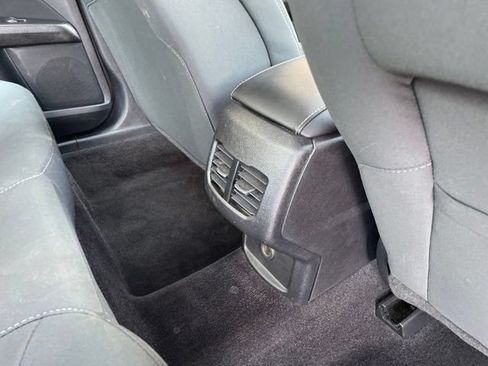 Used 2020 Ford Fusion SE FWD image 57