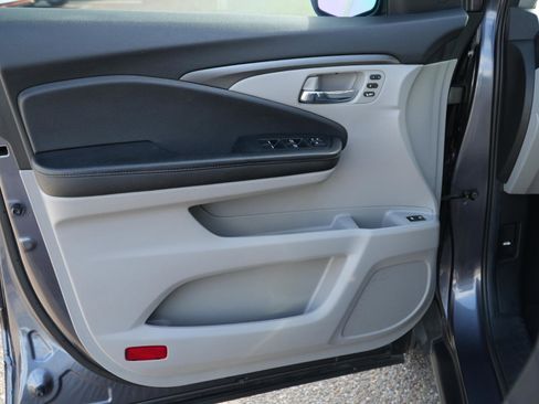 Used 2022 Honda Pilot EX-L image 13